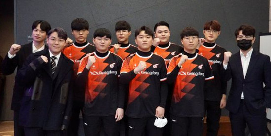 动的背后还 动的背后还